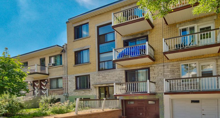 Quadruplex à vendre à Villeray